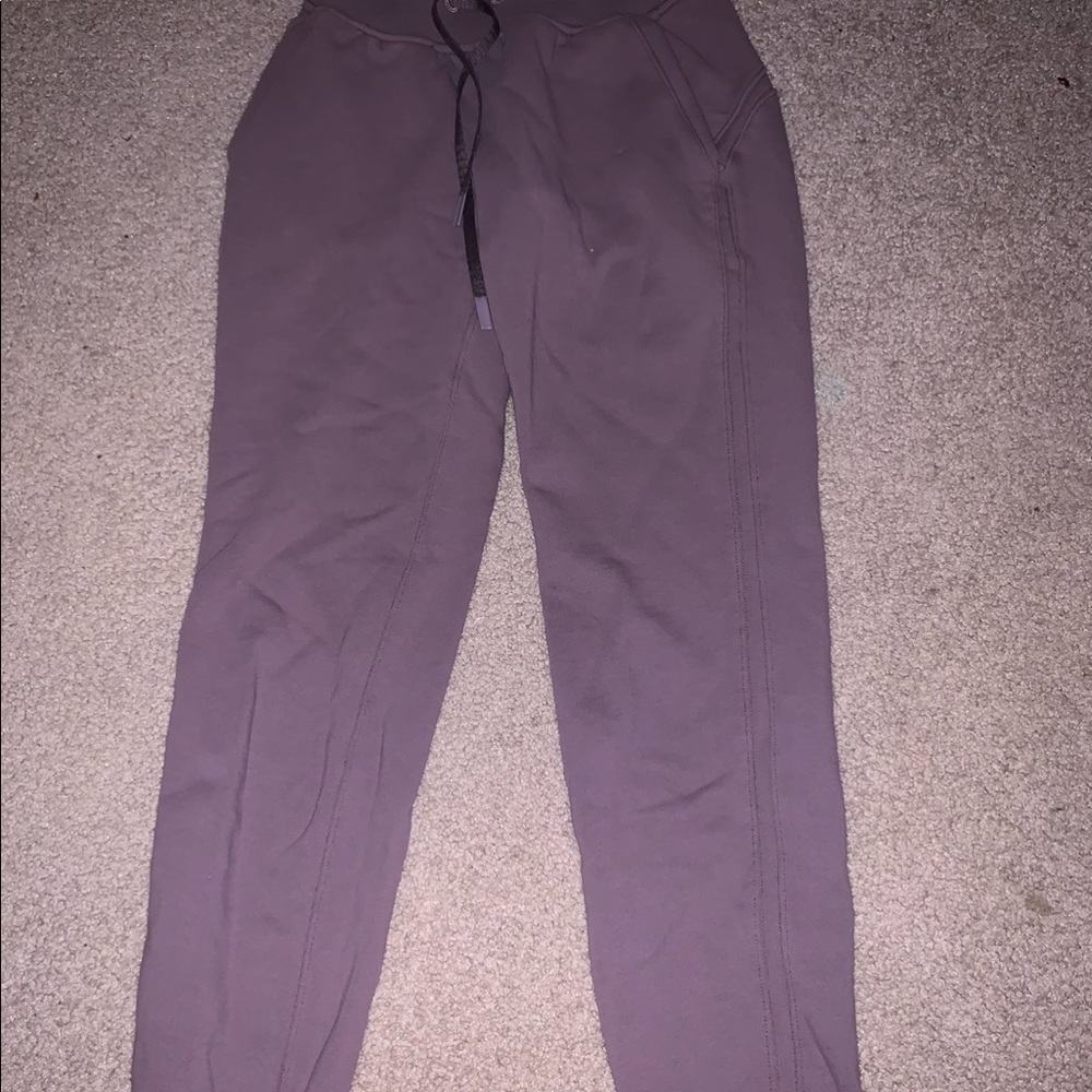 lululemon joggers